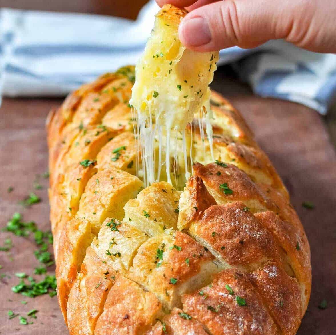 Cheese and Garlic Crack Bread (Pull Apart Bread) from https://www.recipetineats.com/