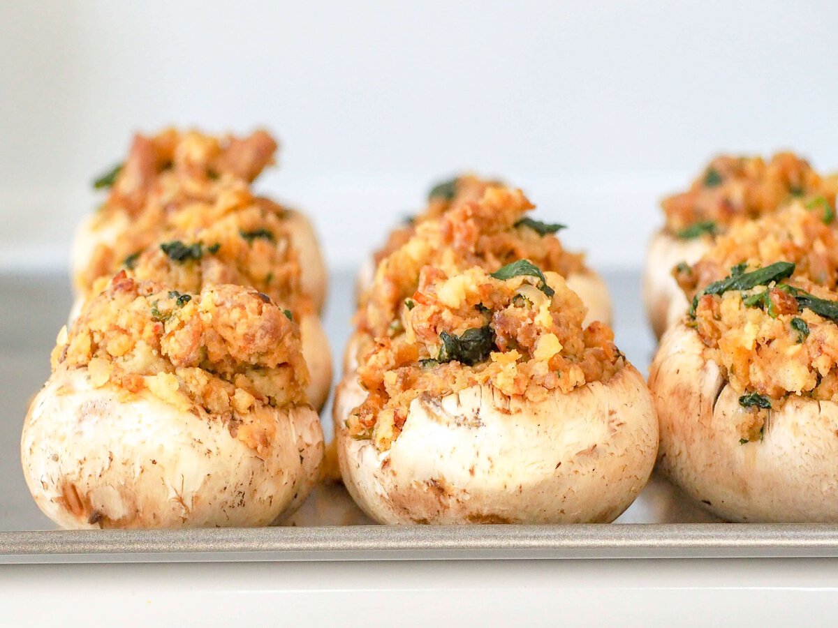 Italian Sausage Stuffed Mushrooms from https://mondayismeatloaf.com/