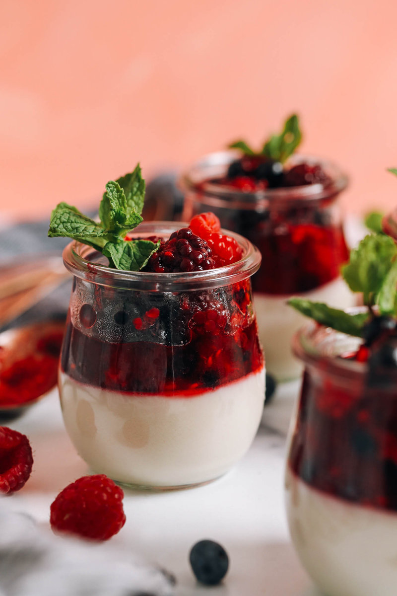 Vegan Panna Cotta with Mixed Berries from https://minimalistbaker.com/