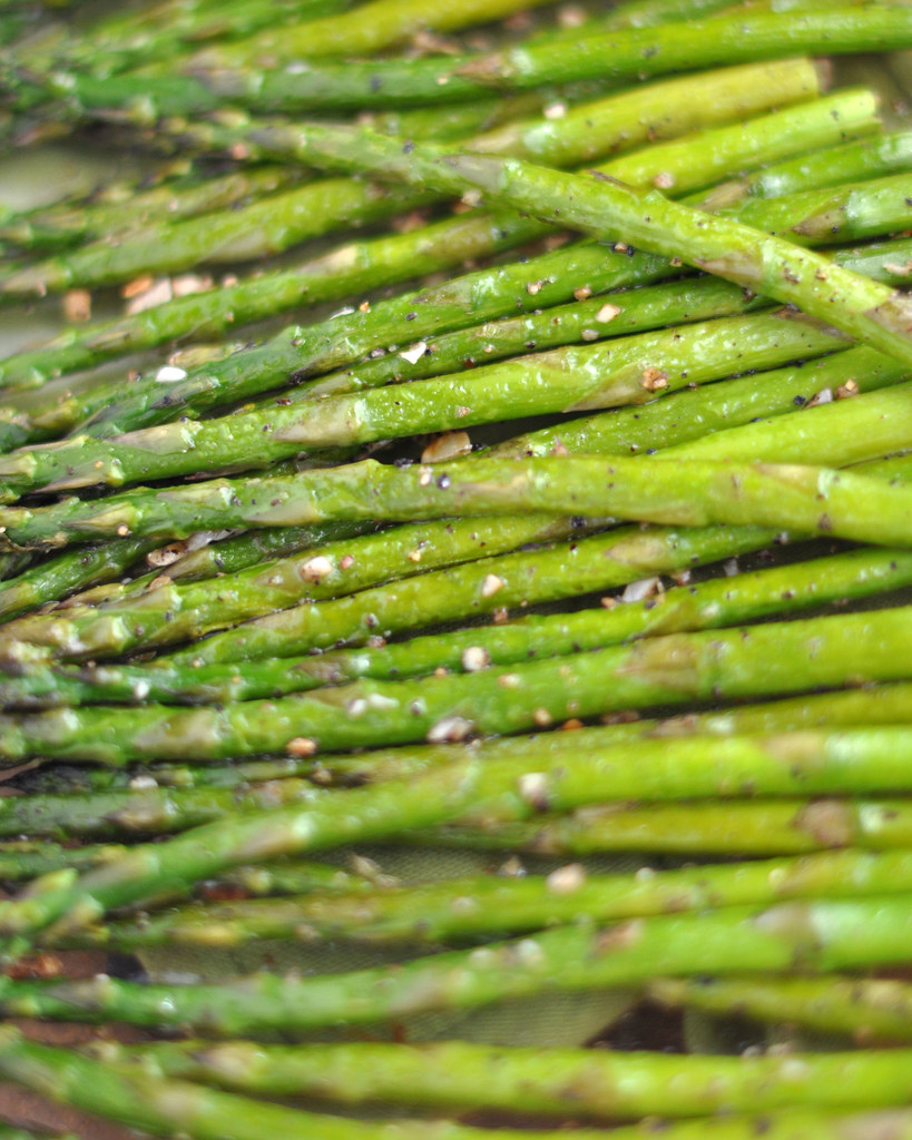 roasted asparagus from flickr}