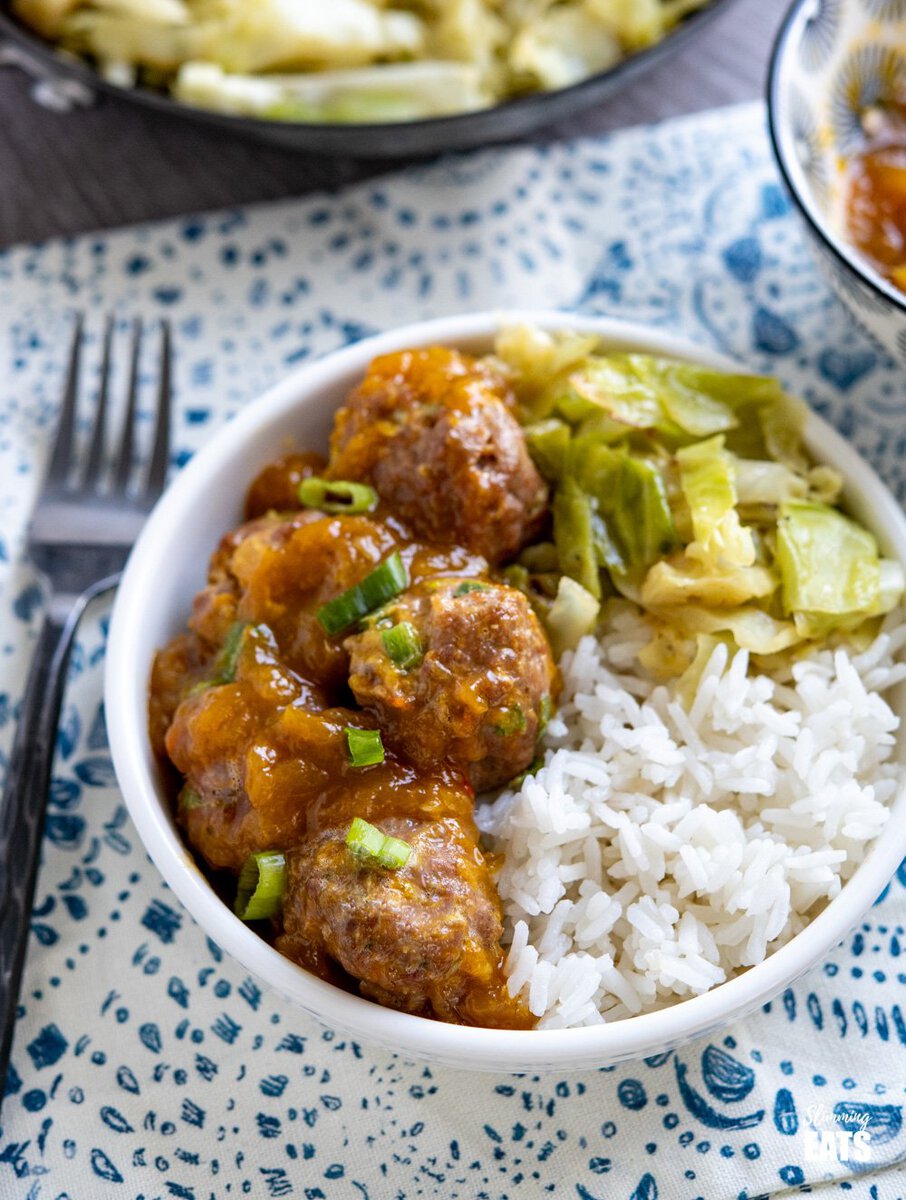 Chicken and Mango Meatballs with a Spicy Mango Sauce from https://www.slimmingeats.com/