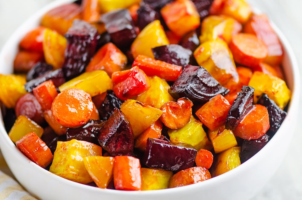 Honey Roasted Beets & Carrots from https://www.thecreativebite.com/