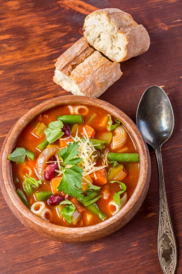 What to Serve with Minestrone Soup: 46 Delicious Pairings to Try