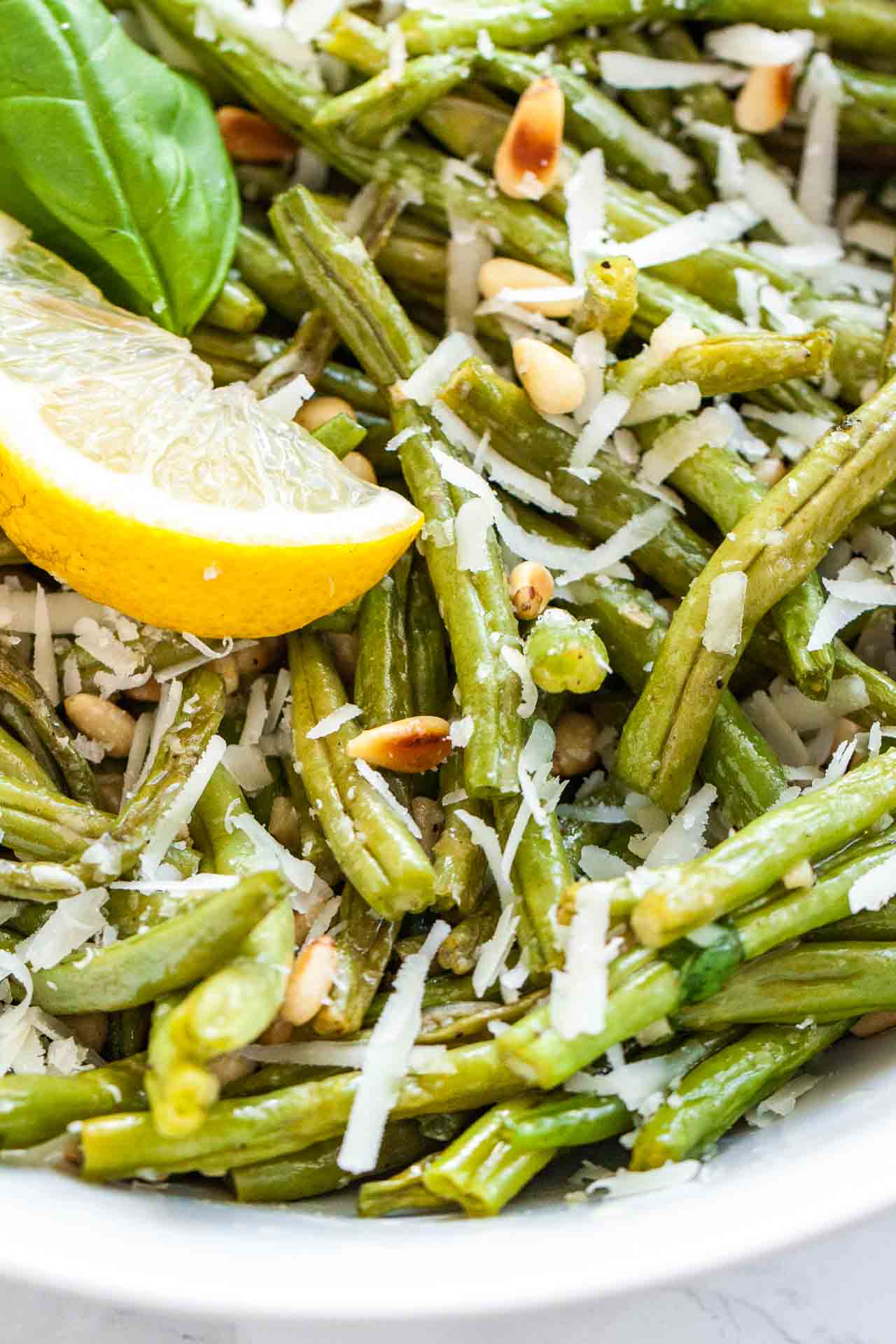 Parmesan Oven Roasted Green Beans from https://platedcravings.com/