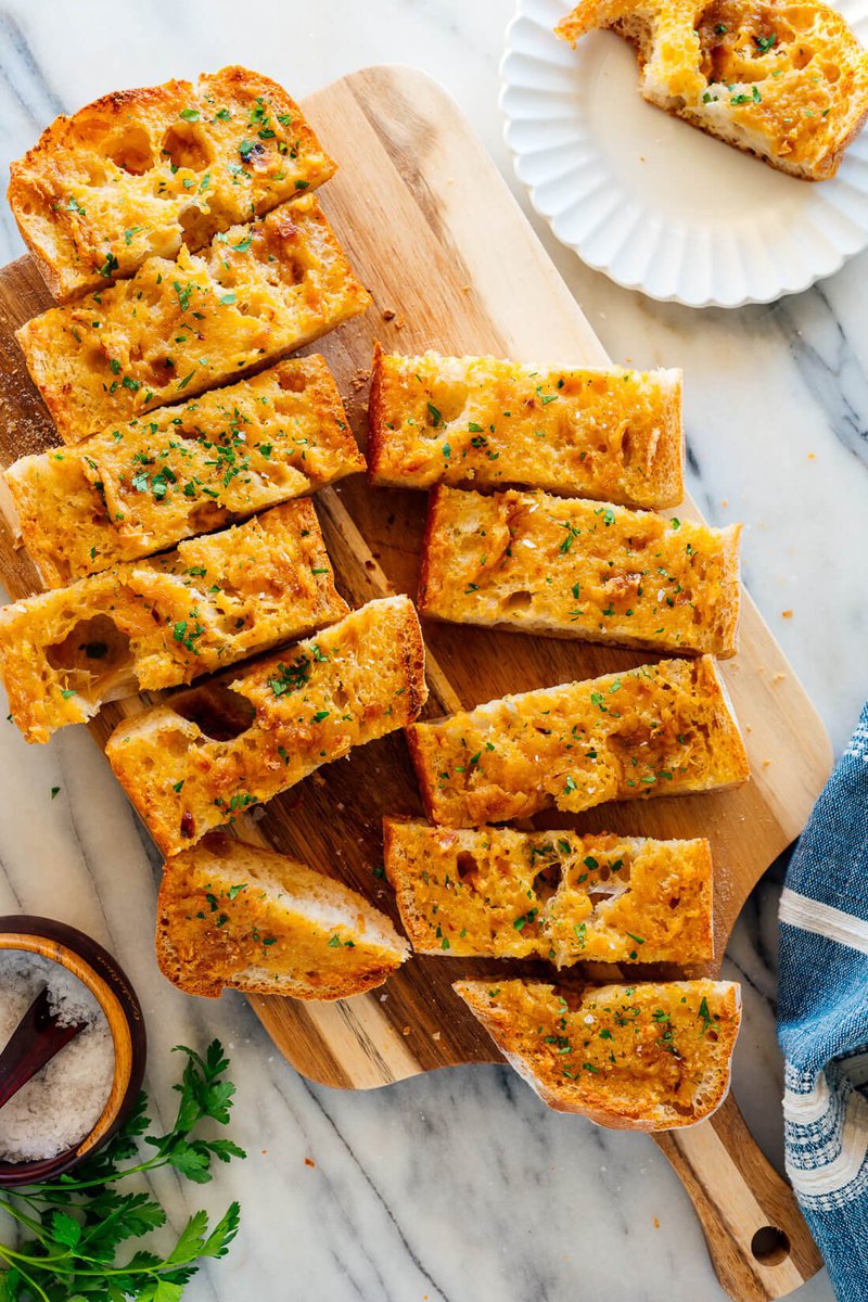 Roasted Garlic Bread from https://cookieandkate.com/