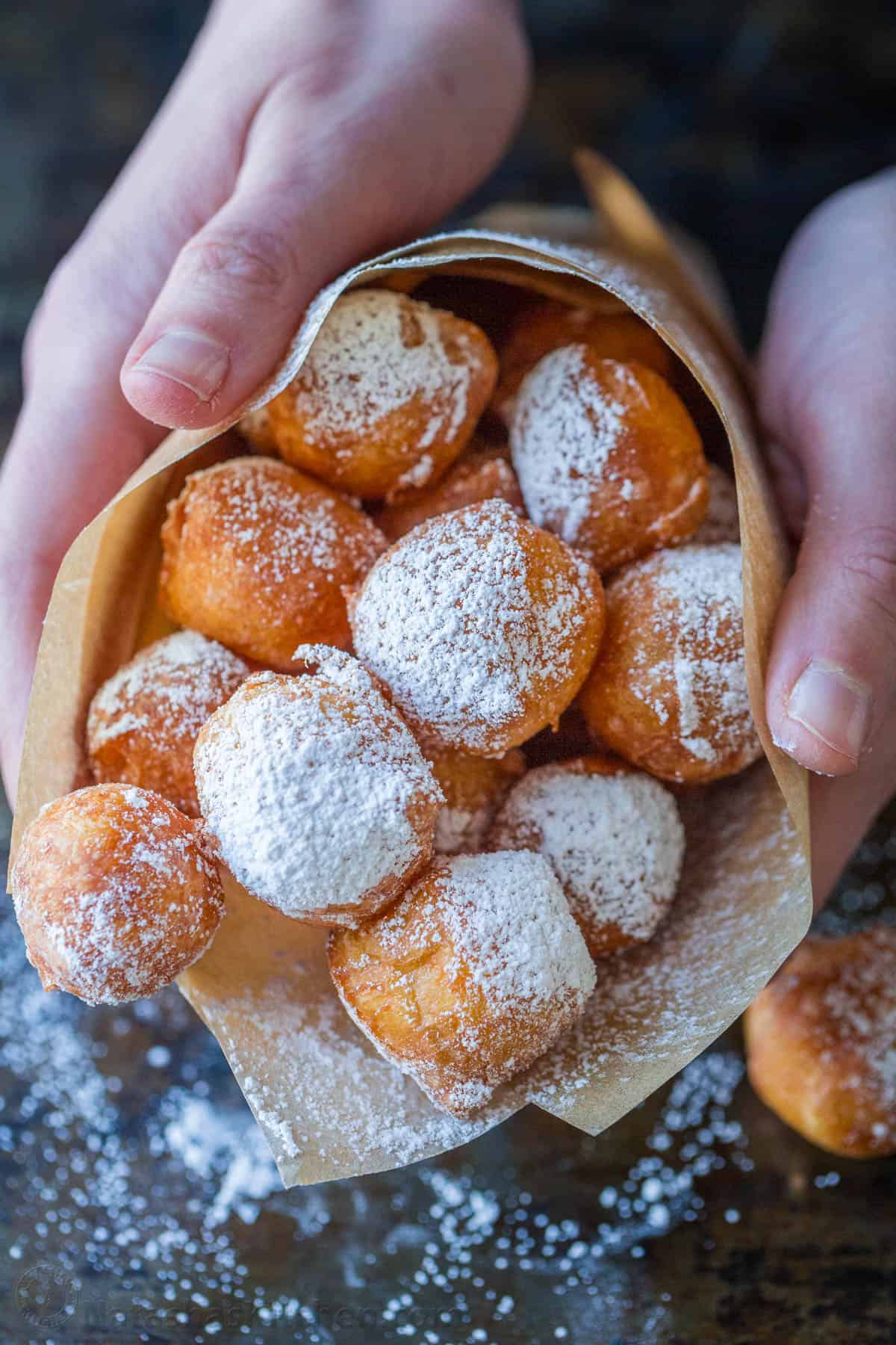 Zeppole Recipe (Easy Italian Donuts) from https://natashaskitchen.com/